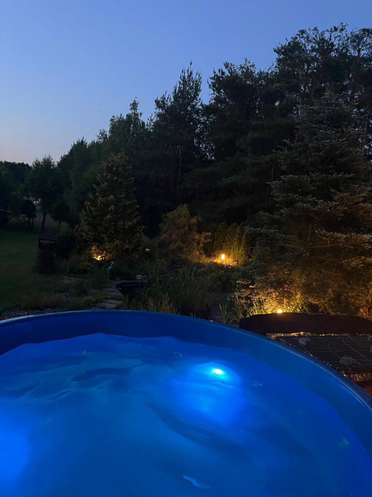 Mobilna Balia z Jacuzzi - Wynajem Jacuzzi SPA